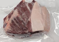 野生の猪肉　脂ほどほどカタロース600gメス【冷凍】