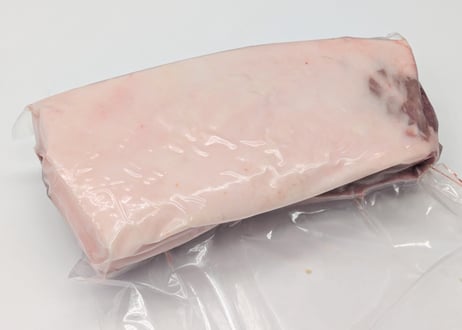 野生の猪肉　脂しっかりカタロース700gオス【冷凍】