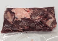 野生の猪肉　脂あり切り落とし650gメス【冷凍】