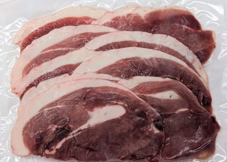 野生の猪肉　脂しっかりモモスライス３００ｇ【冷凍】