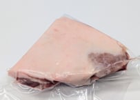 野生の猪肉　脂しっかりカタ550gオス【冷凍】