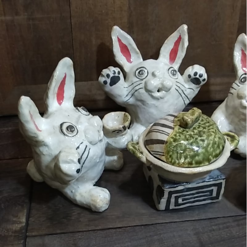 佐藤大士 土鍋を囲むうさぎたちセット作品 | gallery you