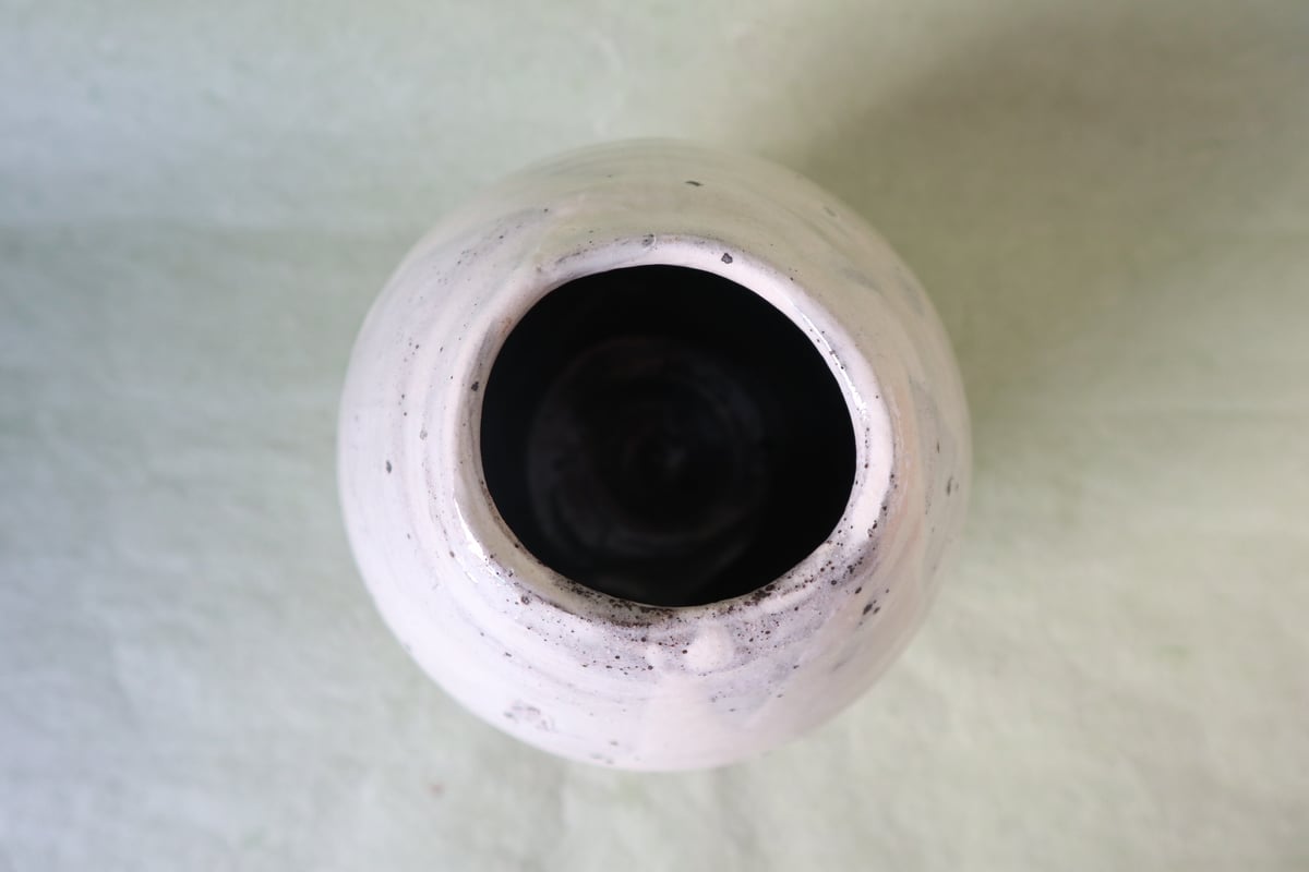 川淵直樹 粉引壺 012 | 桃居 online 展覧会