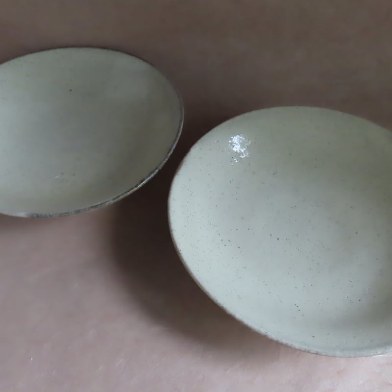 粉引皿 M003 | 桃居 online 展覧会