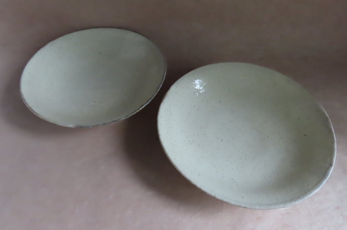 粉引皿 M003 | 桃居 online 展覧会
