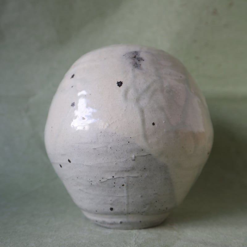 川淵直樹 粉引壺 012 | 桃居 online 展覧会