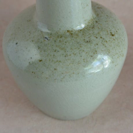 青磁花器 051
