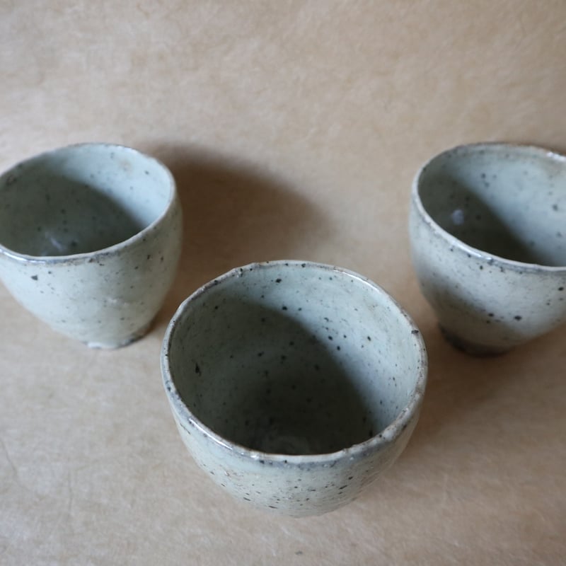 粉引湯呑み筒057 | 桃居 online 展覧会