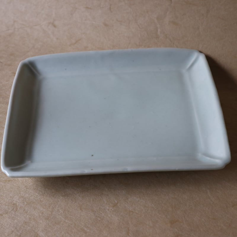 白磁四方皿 034 | 桃居 online 展覧会