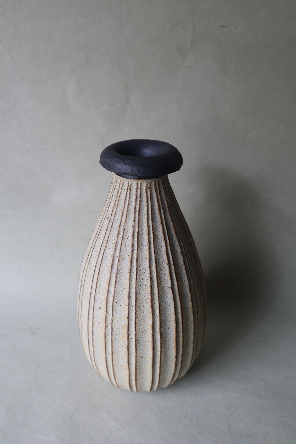 Drop Shaped Vase 026 | 桃居 online 展覧会
