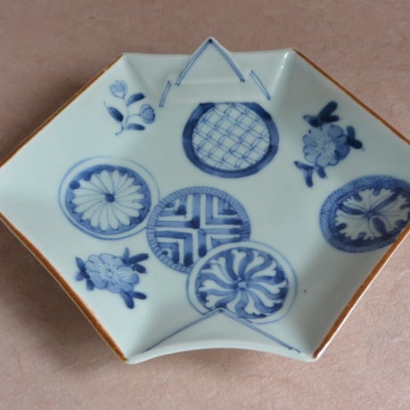 浜野まゆみ | 作家プロフィール | ひと | filament 浜野まゆみ さん 花