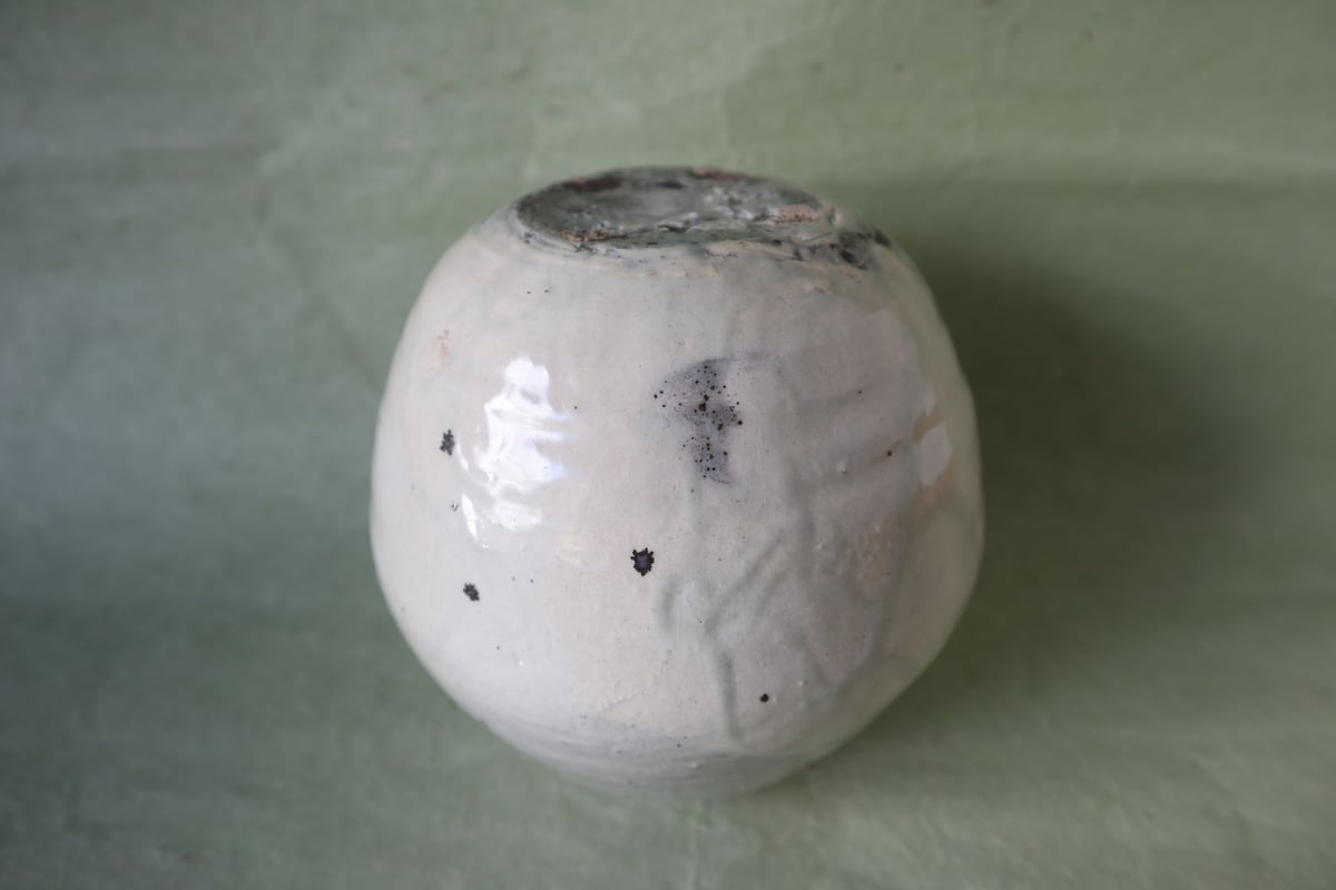 川淵直樹 粉引壺 012 | 桃居 online 展覧会