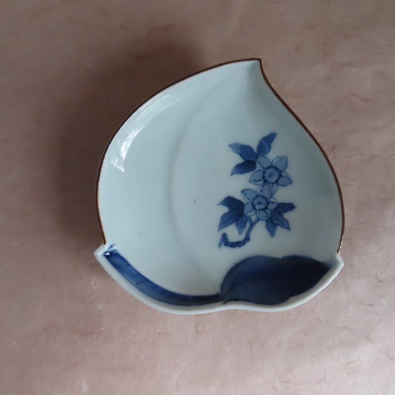 染付花紋桃皿 003 | 桃居 online 展覧会