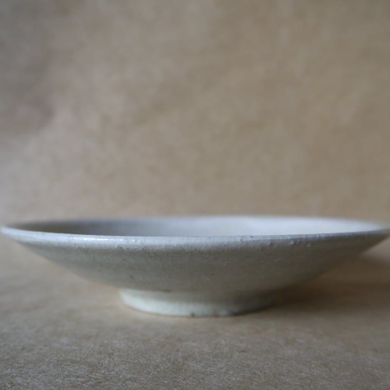 新品・陶芸品・灰釉の器・和菓子皿 白林檎灰釉皿 005 | 桃居 online 展覧会