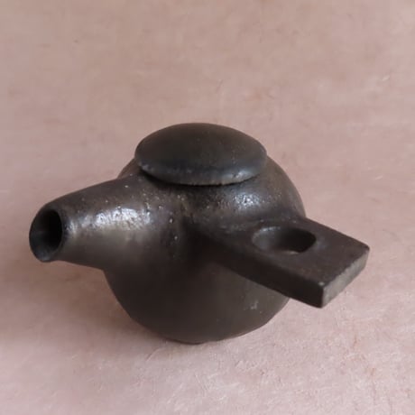 CATEGORY 岩田圭介 | 桃居 online 展覧会