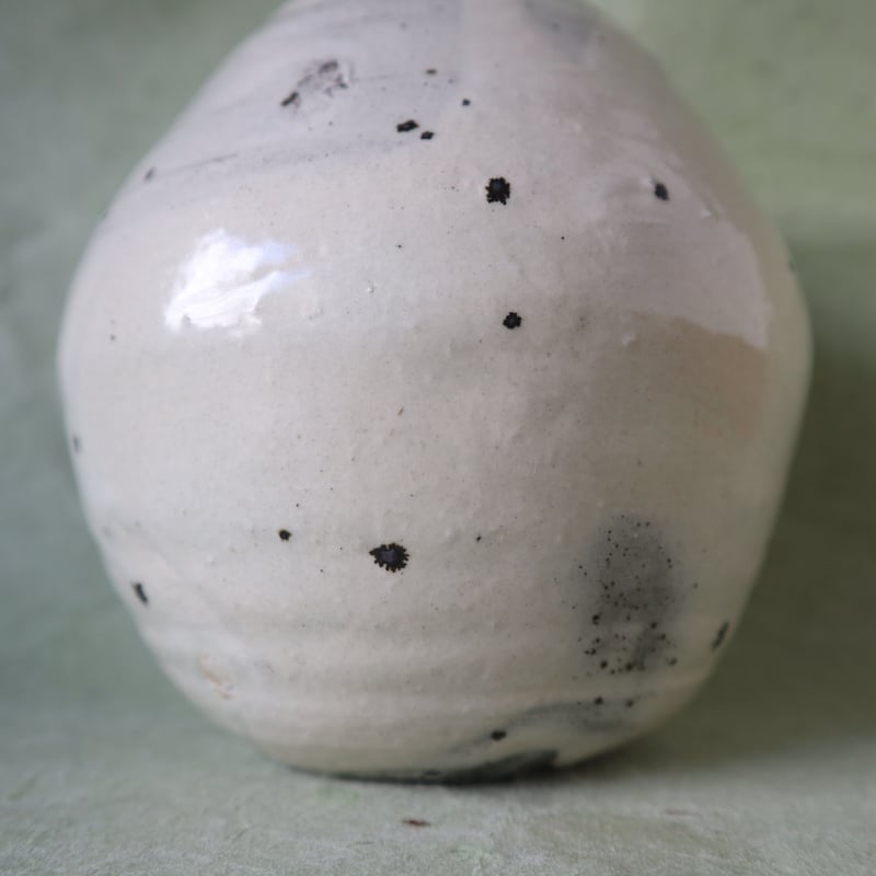 川淵直樹 粉引壺 012 | 桃居 online 展覧会