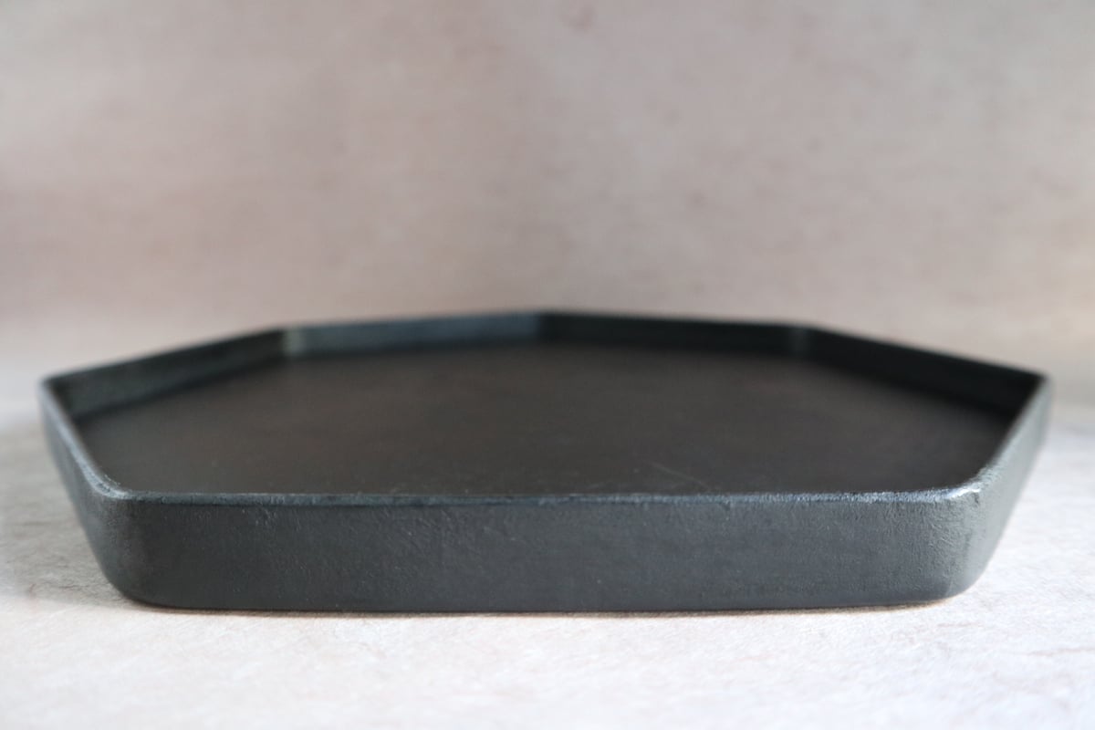 徒慈　鉄媒染　六角盆　盆プレート　新品未使用 徒慈 鉄媒染 六角盆 盆プレート 新品未使用 七角盆 024 |