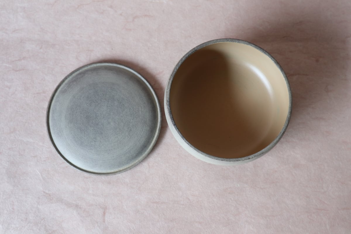 白漆蓋物 027 | 桃居 online 展覧会