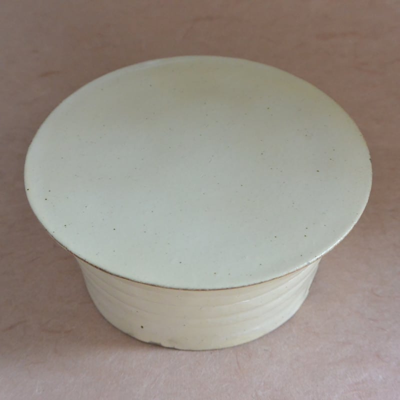 粉引台皿 038 | 桃居 online 展覧会