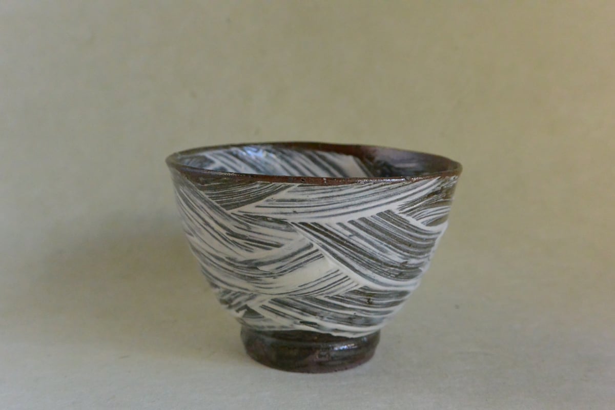 刷毛目湯呑み 080 | 桃居 online 展覧会