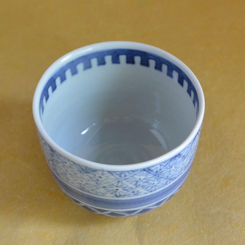 染付地文ぐい呑 067 | 桃居 online 展覧会