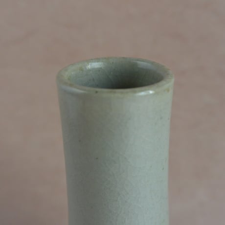 青磁花器 051