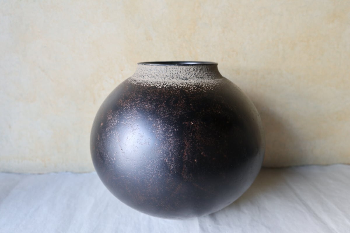 黑 花器 047 | 桃居 online 展覧会