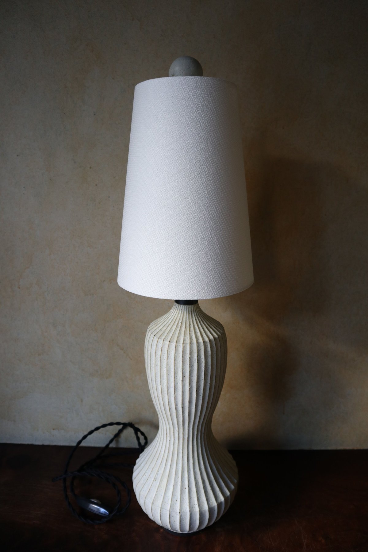 神代杉 オブジェ インテリア 立派な佇まい 221126−2 ぽくっ 