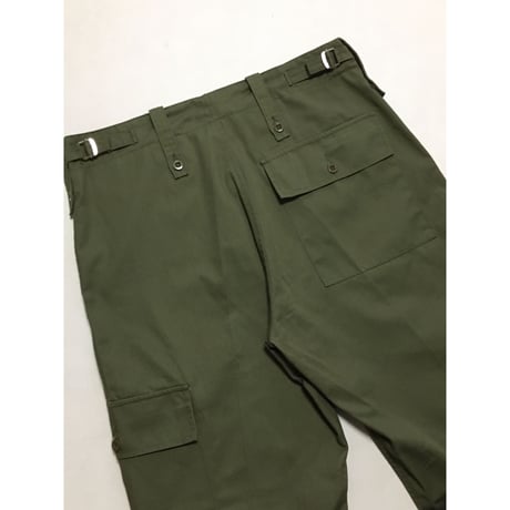 USED イギリス軍　ライトウェイトトラウザー　75/88/104 左カーゴポケット付き　ベイカーパンツ