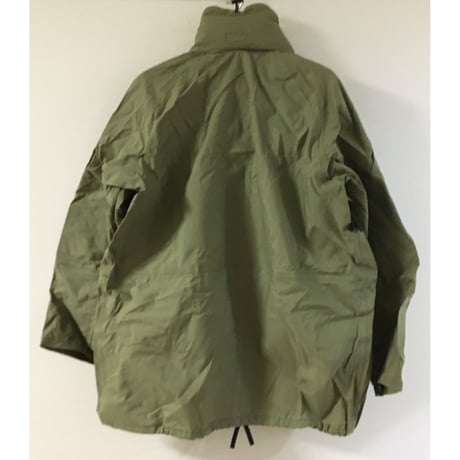 DEAD STOCK US ARMY ECWCS GEN2 ゴアテックスパーカー　KHAKI MEDIUM-REGULAR デッドストック