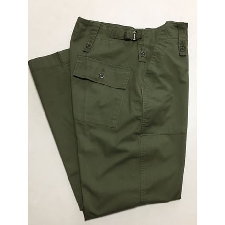 USED イギリス軍　ライトウェイトトラウザー　80/88/104 ベイカーパンツ