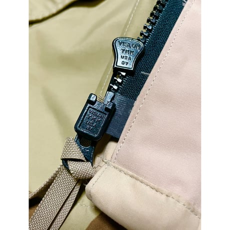 USED 00's 米軍 ECWCS GEN1 ゴアテックスパーカー S-R デザートカモ