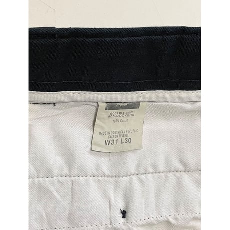 USED Levi's DOCKERS ツータックブラックチノ 31/30