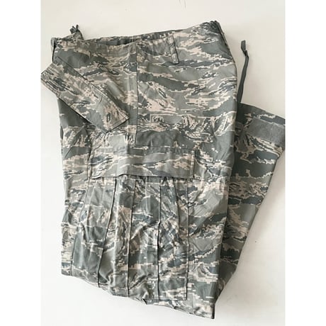 DEAD STOCK US AIRFORCE APECS デジタルタイガー　ゴアテックスパンツ S-S