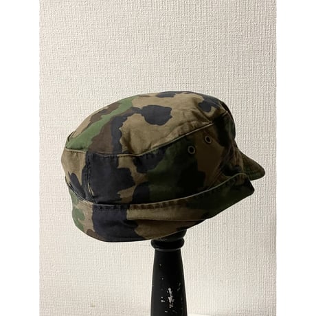 USED 90's スイス軍 TAZ90カモ　ワークキャップ 60