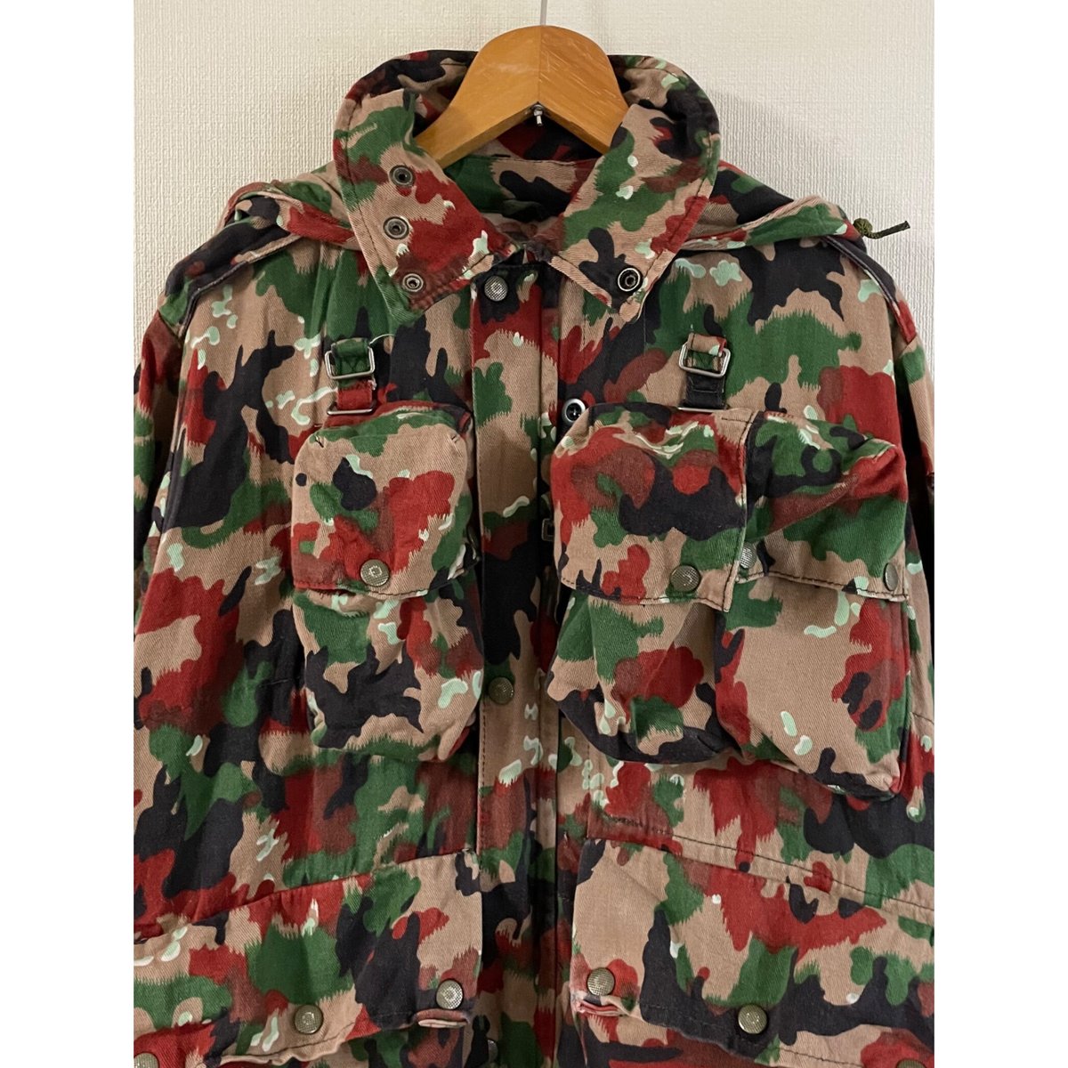 【美品】70s スイス軍 M70 アルペンカモ フィールドジャケット USED スイス軍 M70 アルペンカモ フィールドJKT 48 | FBR TRADING
