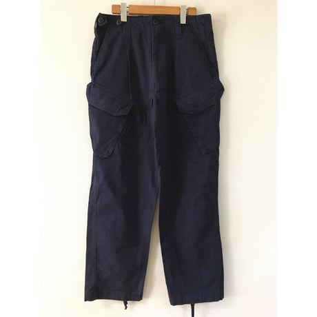 イギリス軍　RAF ロイヤルエアフォース　カーゴパンツ 0776. Royal Air Force PCS Cargo pants Navy Blue RAF イギリス