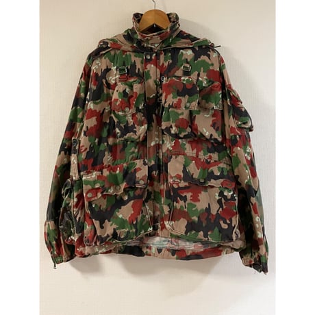 USED スイス軍　M70 アルペンカモ　フィールドJKT 48