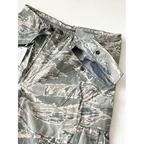 DEAD STOCK US AIRFORCE APECS デジタルタイガー　ゴアテックスパンツ S-S
