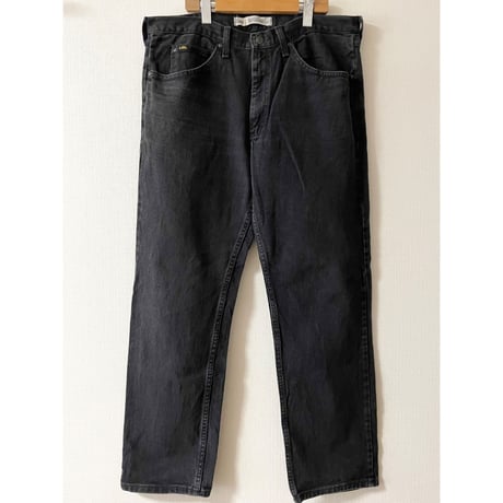 USED Lee ブラックデニム REGULAR FIT 36/32