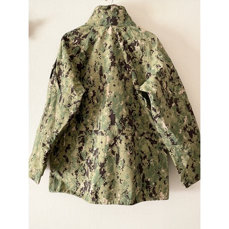 USED US NAVY AOR2 ゴアテックスパーカー MEDIUM-REGULAR Type3