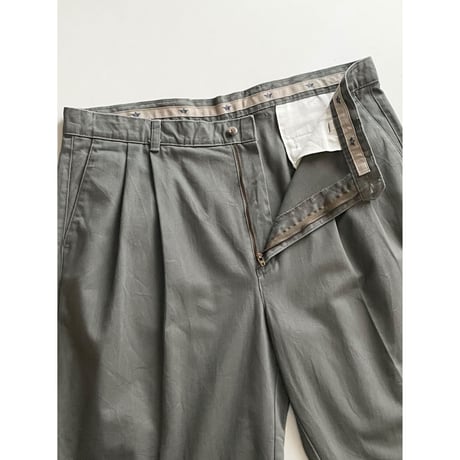 USED 90's Levi's DOCKERS CLASSIC FIT ツータックチノ 38/30