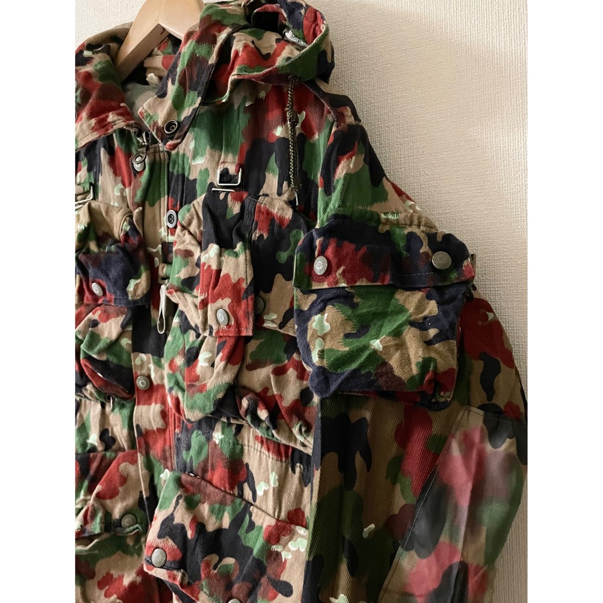 USED スイス軍 アルペンカモフィールドJKT サイズ48 | FBR TRADING