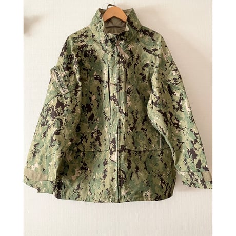 USED US NAVY AOR2 ゴアテックスパーカー MEDIUM-REGULAR Type3