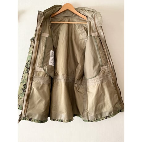 USED US NAVY AOR2 ゴアテックスパーカー MEDIUM-REGULAR Type3