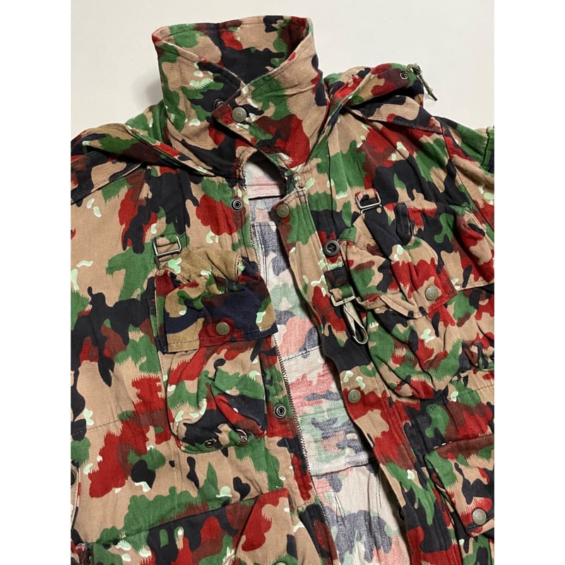 ①スイス軍　軍幕　美良品　ストック品　1枚 スイス軍幕 スプリンターカモ ツェルトバーン ミリタリー テント