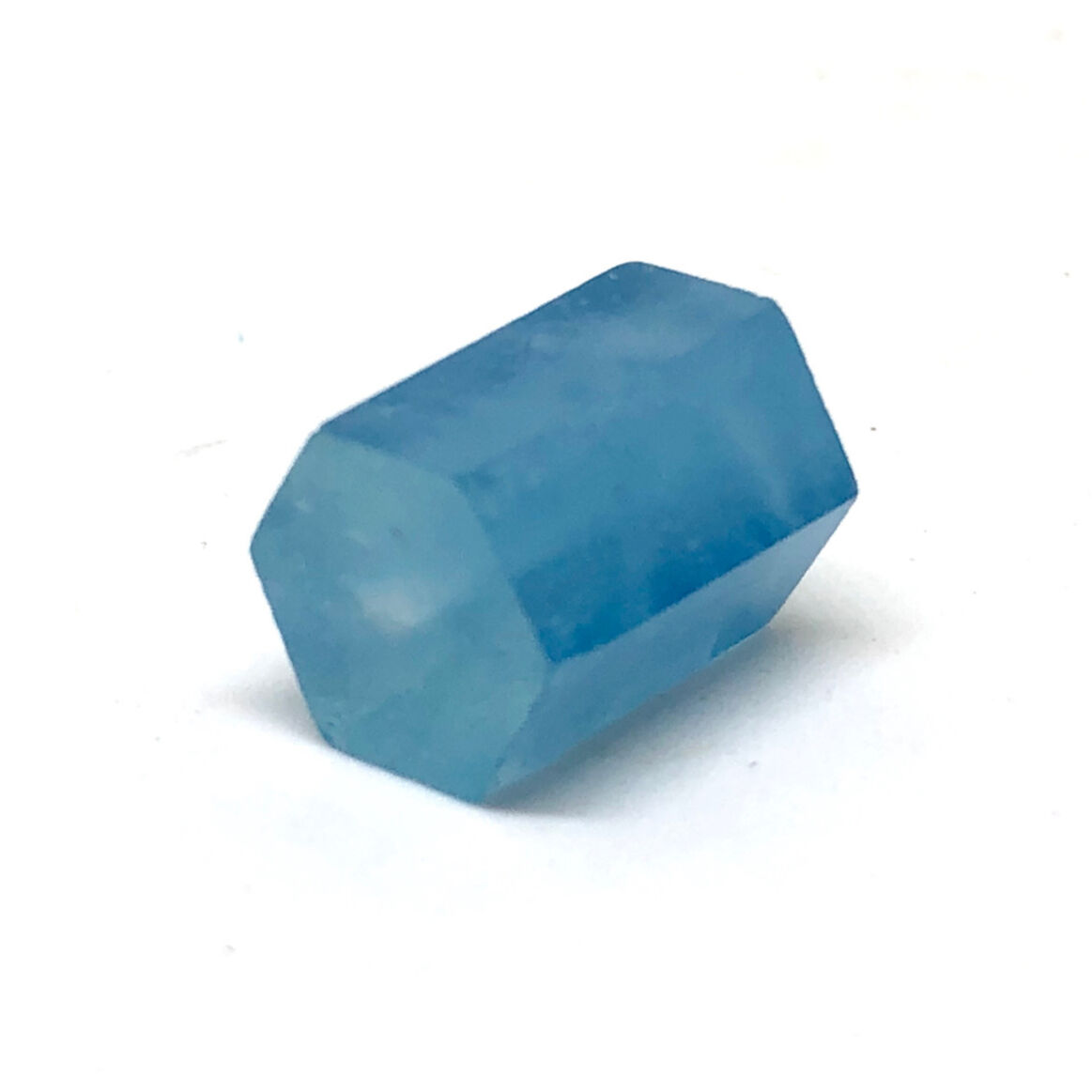 高透明度・超濃厚青色!】アクアマリン表面研磨六角柱・小【16.55ct 高透明度・超濃厚青色!】アクアマリン表面研磨六角柱・小【16.55ct