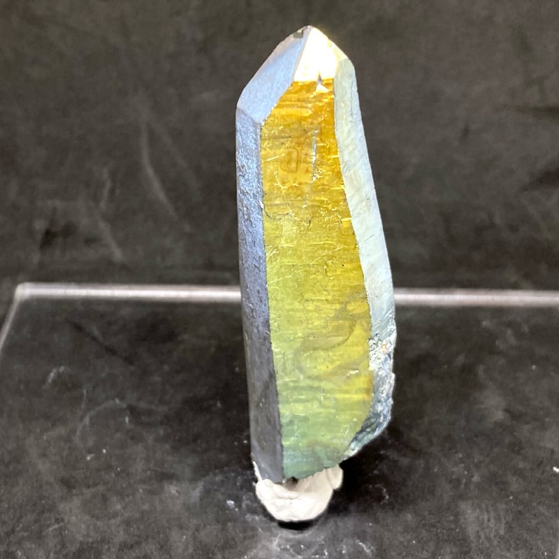 虹色光沢！】アメリカ・アーカンソー州産オーロラ水晶一本剣