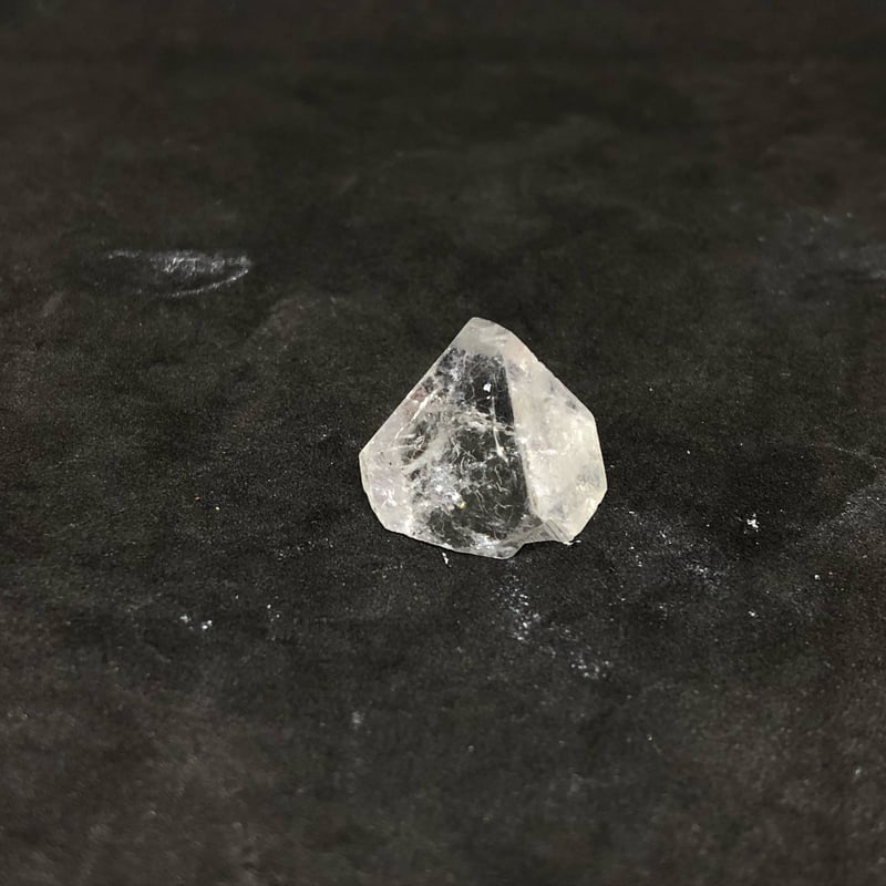 美透明感！アポフィライト単結晶【④11.05ct】 | へし屋オンラインストア