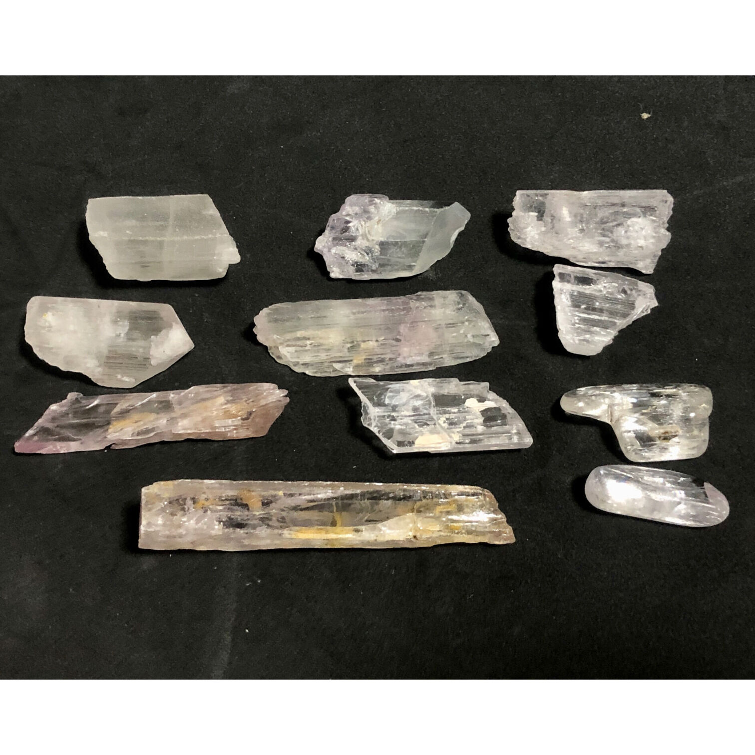 強蛍光ヒデナイト・結晶【64.90ct】 | へし屋オンラインストア